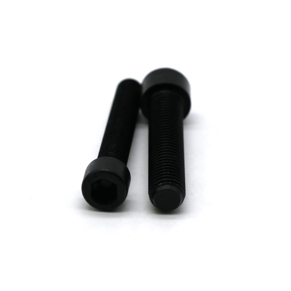 Hexagon socket head cap bolt